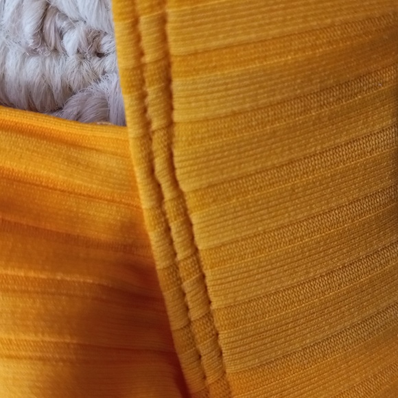 Bikini Top Ribbed Keyhole Plus Size stretchy Soft Vibrant color rich texture - Picture 9 of 15